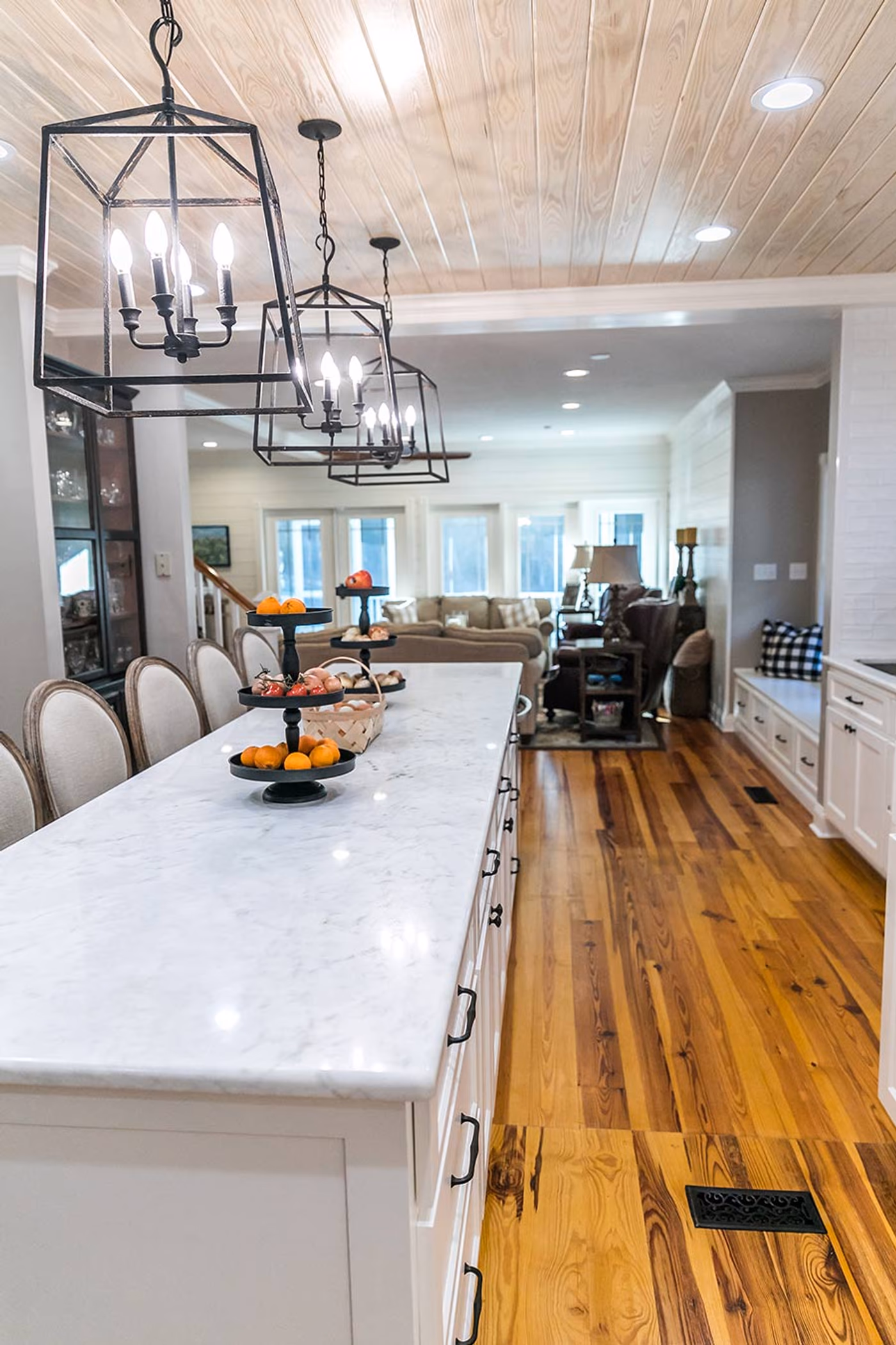 Beautiful modern kitchen remodeling in Overland Park, Kansas by Brewer Construction